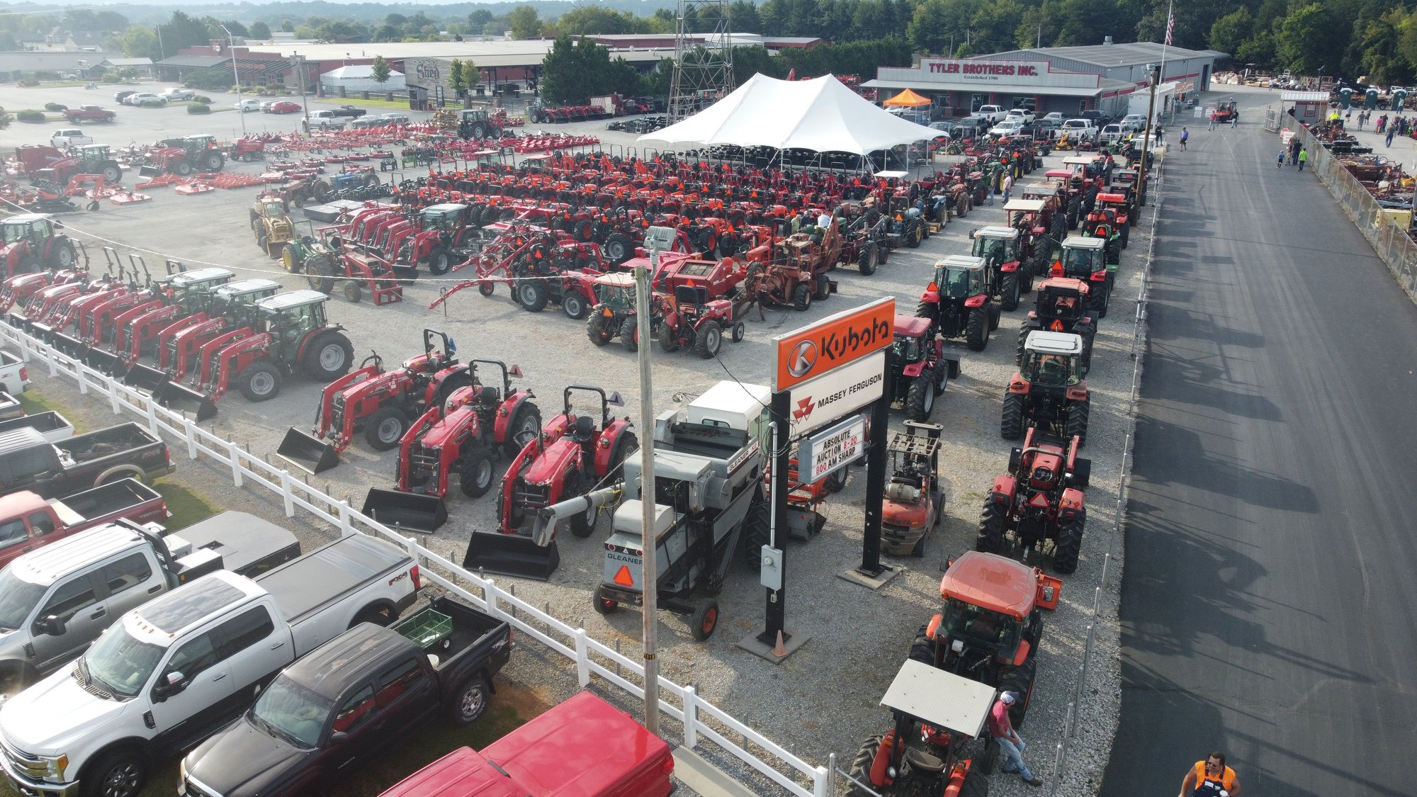 Tyler Brothers dealership photo